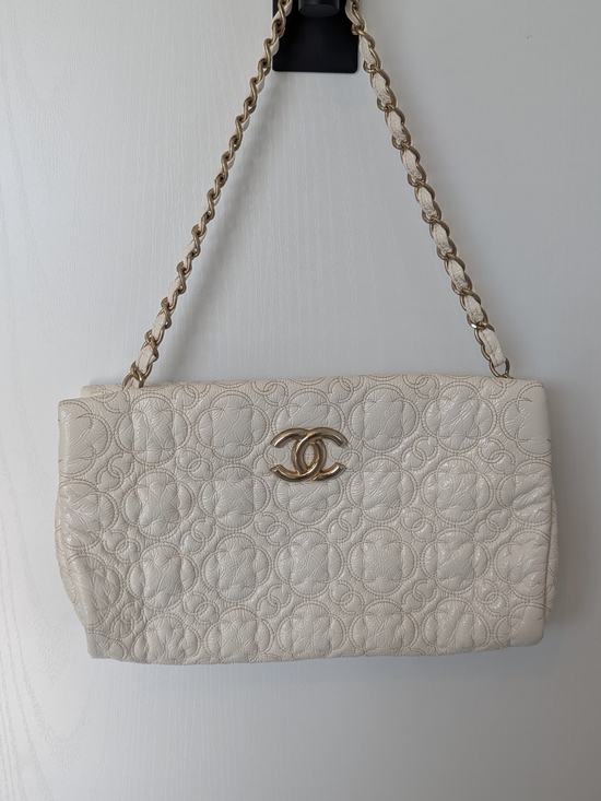 CHANEL Handbags - Chanel Camellia Stitched Leather Shoulder/Clutch Bag in Cream with Gold Hardware